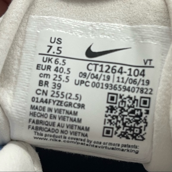 Nike Air Max 270 React White/Midnight Navy - Picture 6 of 7